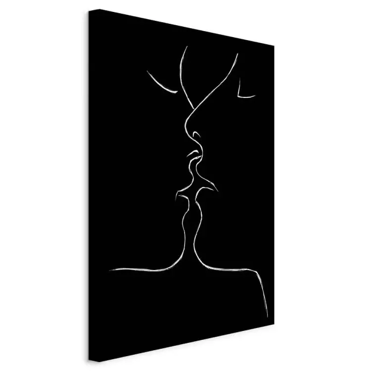 Na Linha do Amor - Beijo de um Casal em Motivo Preto e Branco