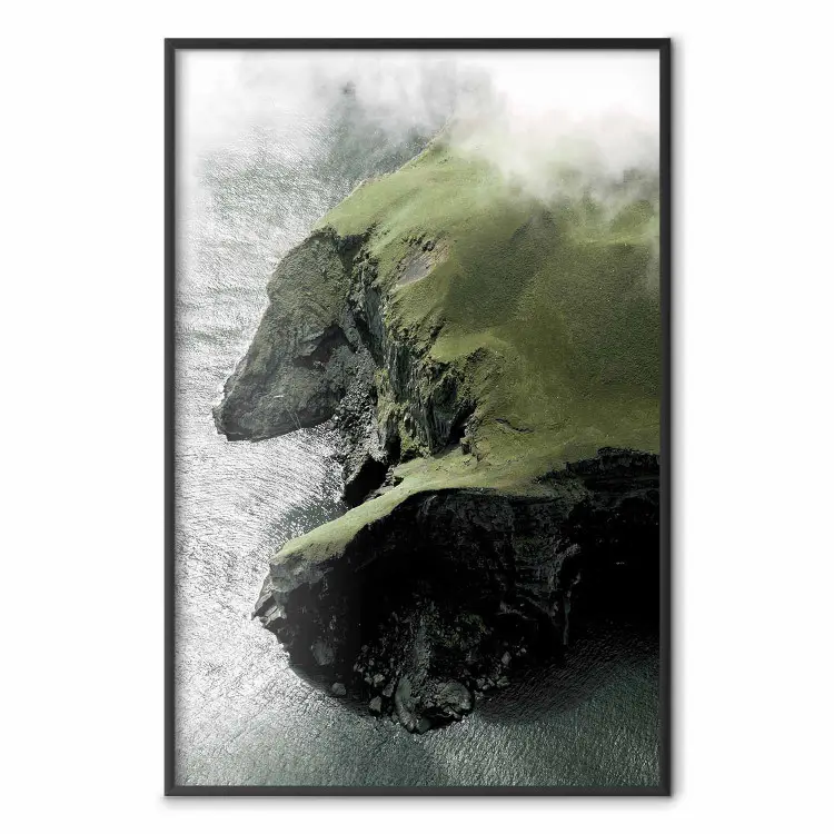 Casamento do Mar e da Terra - paisagem marítima e penhascos em uma ilha verde