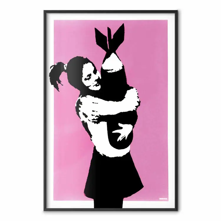 Abraço de Bomba - garota com uma bomba em um fundo rosa no estilo Banksy