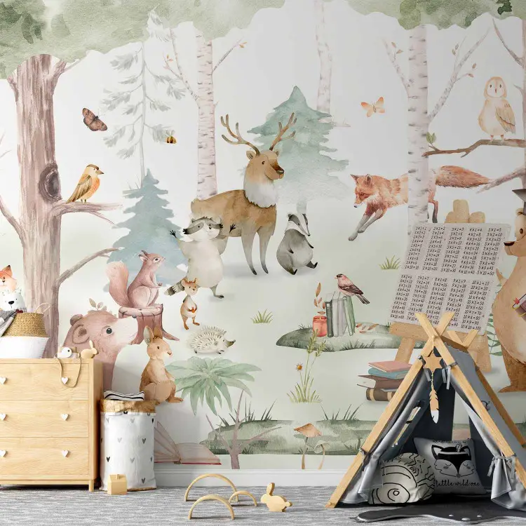 Escola na floresta - um urso a ensinar os outros animais na natureza