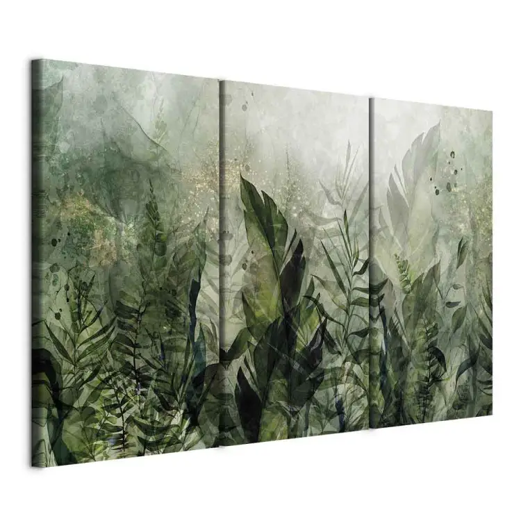Plantas tropicais - grandes folhas verdes num orvalho enevoado
