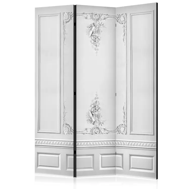 Muro de um palácio - fundo branco com ornamentos delicados