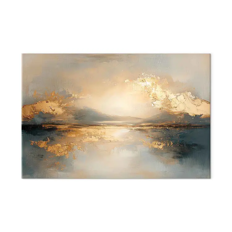 Baía tranquila - paisagem dourada com reflexo do céu na água